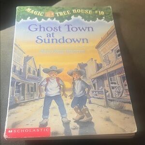 Scholastic Magic Tree House: Ghost Town Adventure